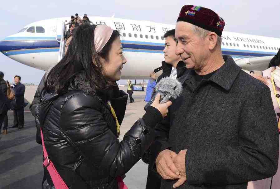 买买提江&middot;吾买尔：把群众利益维护好，群众就会拥护你