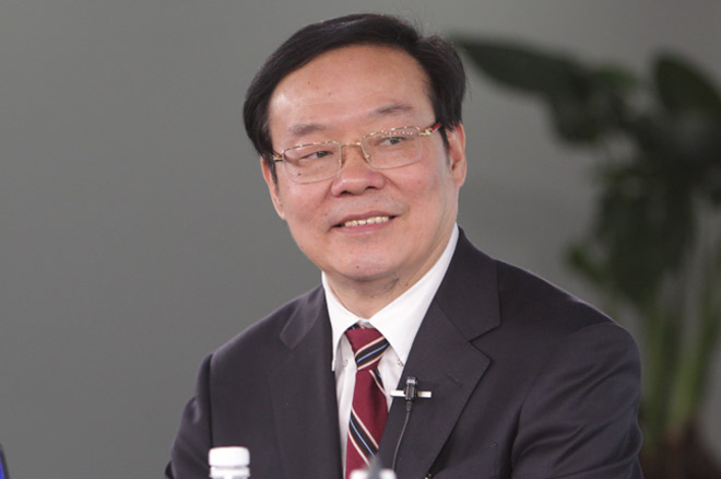 侯晓春解答主持人问题