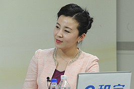 访谈主持人张姣