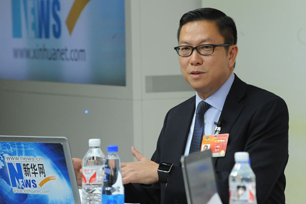 施荣怀在访谈中