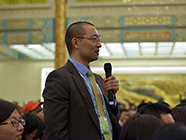 彭博新闻社记者提问