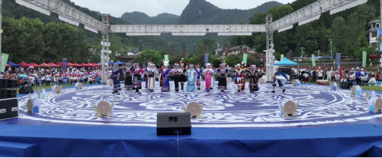 平塘县亮相《300秒看家乡》