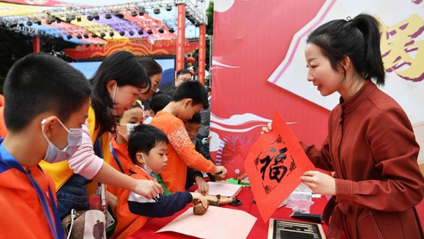 &ldquo;偶们&rdquo;共传承 两岸青少年同习木偶非遗文化