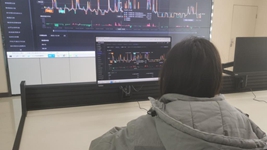 新职业·新观察|听风测光算用量——探访电力交易员