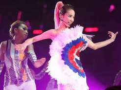 蔡依林跳&ldquo;呸&rdquo;卡卡 解答兔子包哪里买