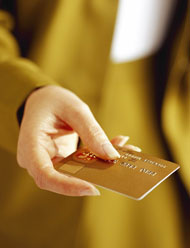 被&ldquo;绑架&rdquo;的人民币