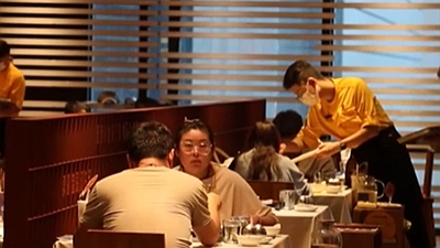 河南郑州：有序恢复餐饮堂食