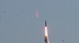 韩国称成功试射自主研发潜射弹道导弹