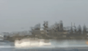 伊朗伊斯兰革命卫队公布拦截美国快艇视频