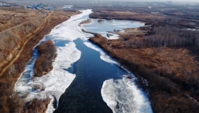 黑龍江漠河：最低溫達零下15℃ 多條河流進入流冰期