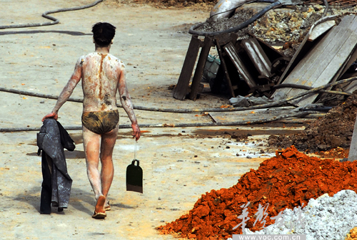 农民工让座被嫌脏 部分农民工拒乘公交