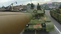 乌克兰：坦克炮管变自拍杆
