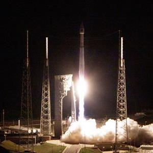 （国际）（1）美“露西”号开启12年太空旅程 首探木星特洛伊小行星群