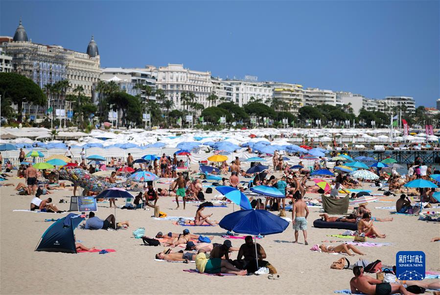 （国际&middot;一周看天下）热浪袭法国