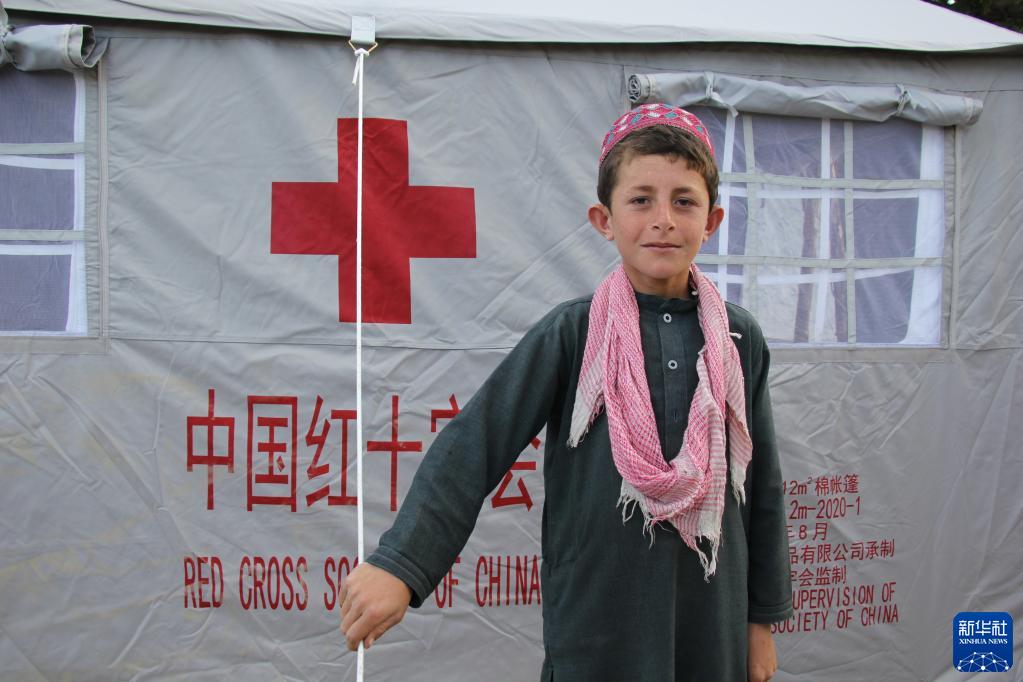 通讯：阿富汗抗震救灾中的中国力量
