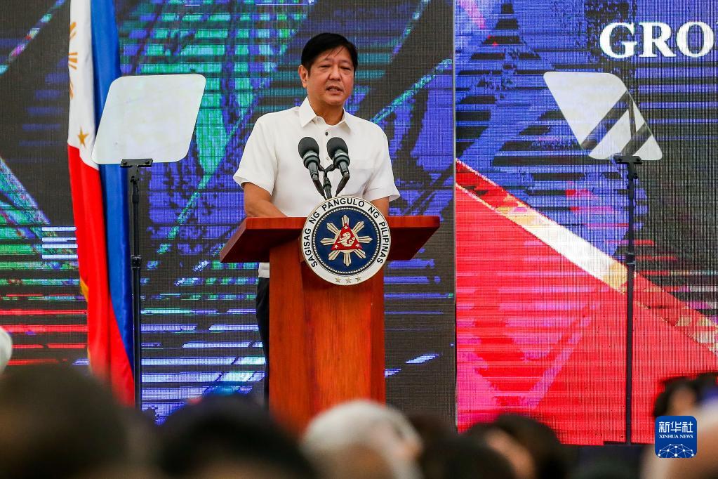 菲律宾总统：中国企业承建跨海大桥助力菲南部经济发展