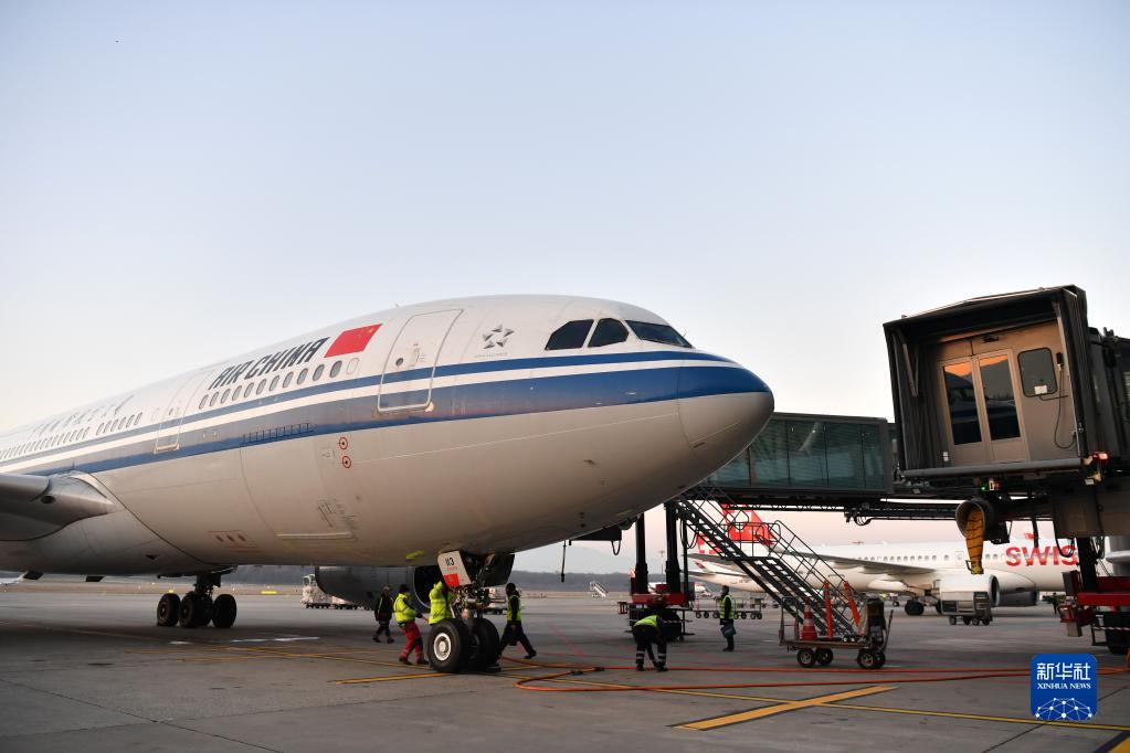 “日内瓦欢迎您！”——瑞士迎来中瑞恢复直航后首批中国旅客
