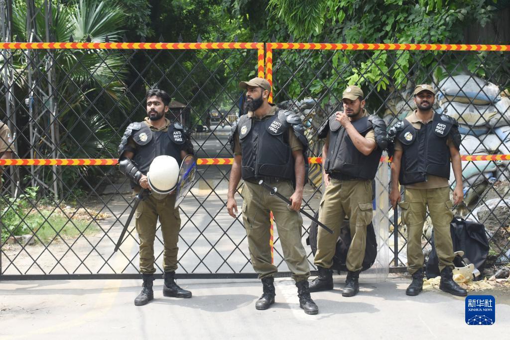 巴基斯坦前总理因腐败案被判3年监禁