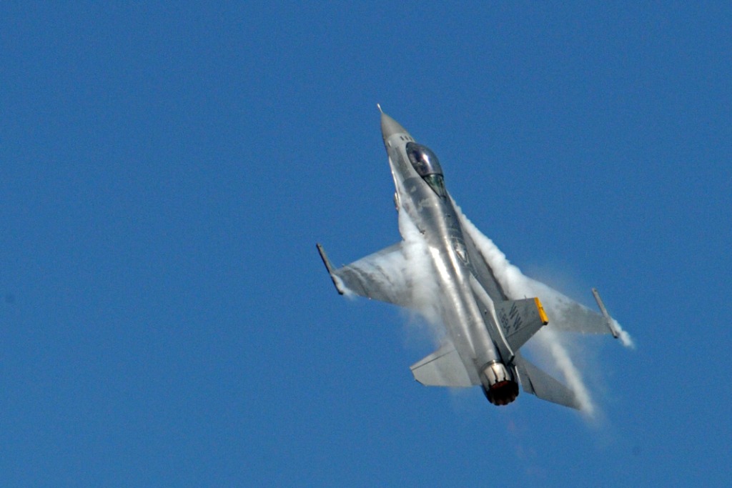 美国同意丹麦荷兰向乌克兰提供F-16战机