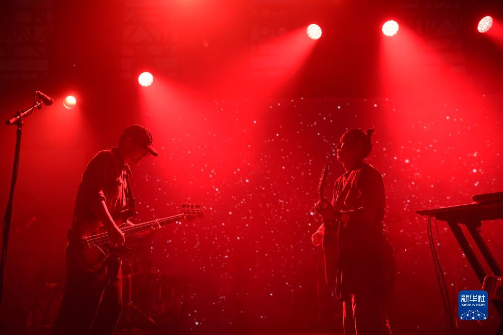 “有朋自东方来”——中国乐队唱响纽约