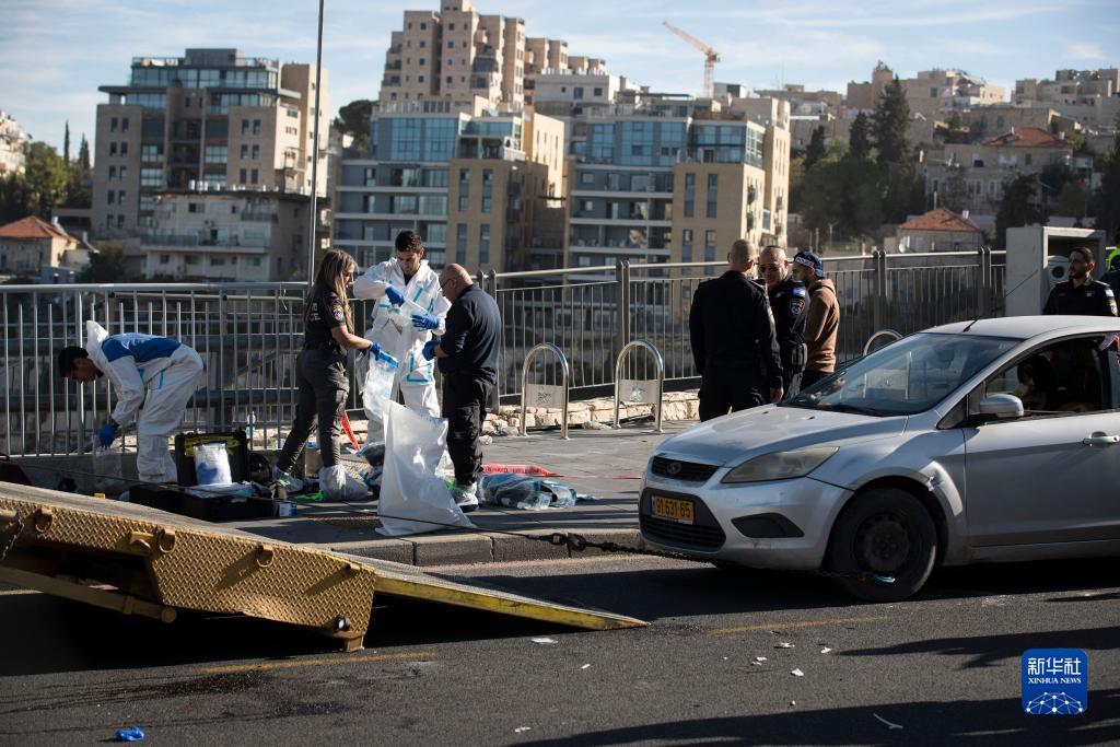 耶路撒冷枪击事件致1死8伤
