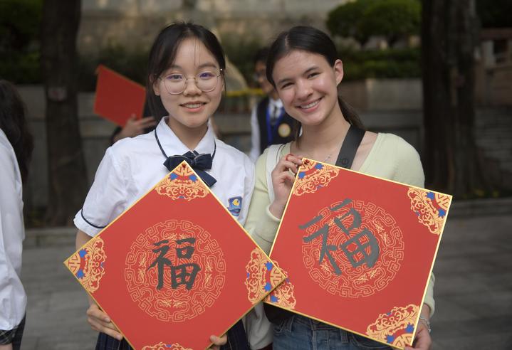 独家专访｜欧伦斯：“我爱中国，因为我爱美国”