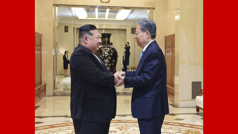 赵乐际会见朝鲜劳动党总书记、国务委员长金正恩