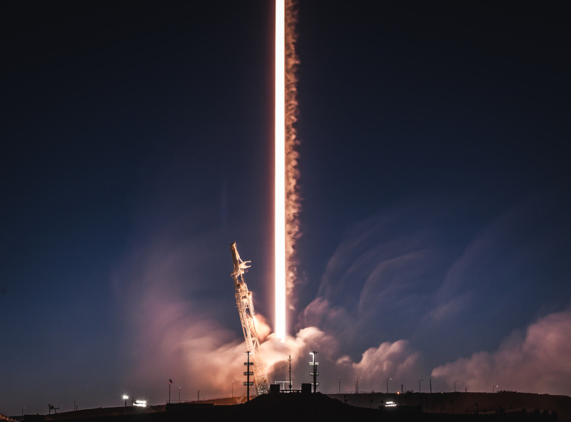 发射间谍卫星 SpaceX为美国