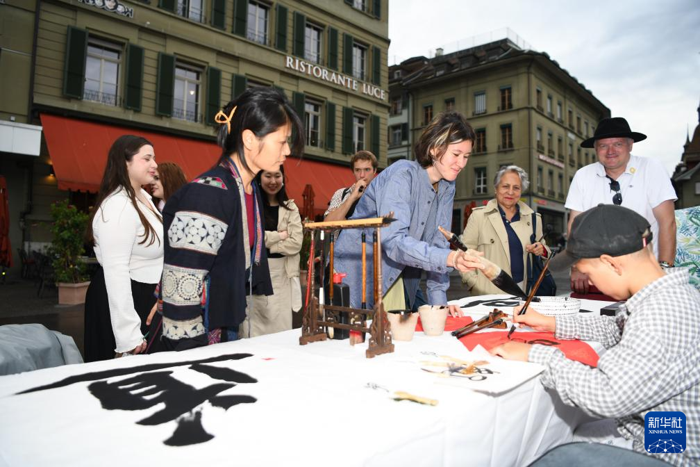 中国墨￼　歸昌叶瑞 一号木杆-邓禄普史力胜（苏州）体育用品有限公司