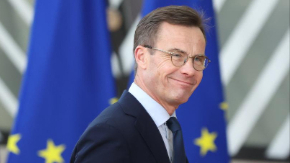 瑞典：暂不向乌克兰提供老式“鹰狮”战机