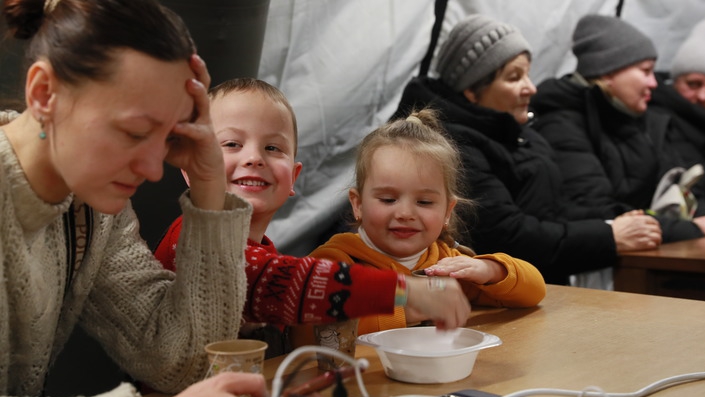 俄总统新闻秘书：和平解决乌克兰危机的大门仍然敞开