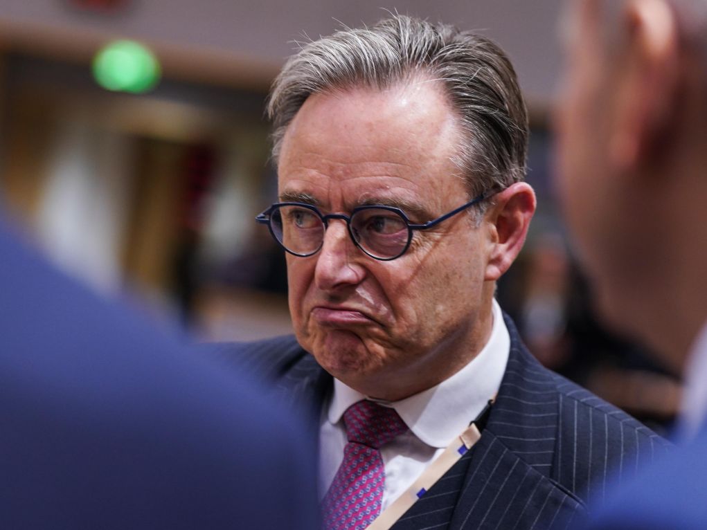美国队惨败 比利时首相：我不会刺激特朗普
