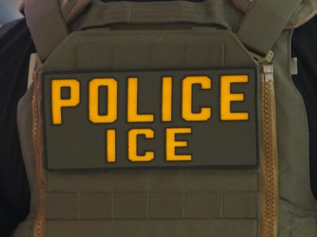 “相同手法相同借口” ICE一周两杀惹众怒