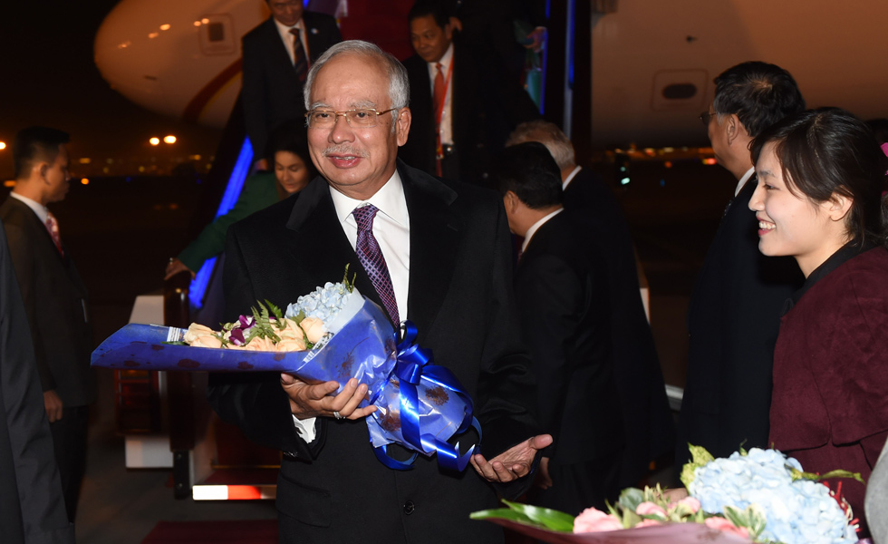 马来西亚总理纳吉布抵京
