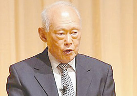 李光耀：美应学习接受一个更强大的中国