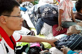 中国防疫队在尼泊尔地震重灾区开展防疫工作