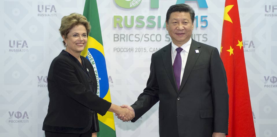 习近平会见巴西总统罗塞夫