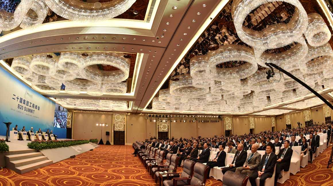 二十国集团工商峰会在杭州开幕