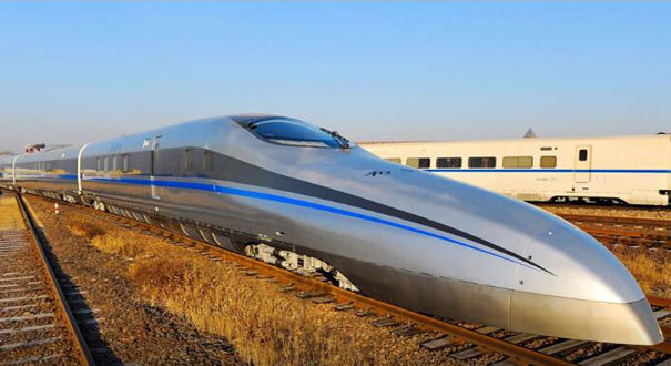 千里京沪半日还 中国高铁震惊世界