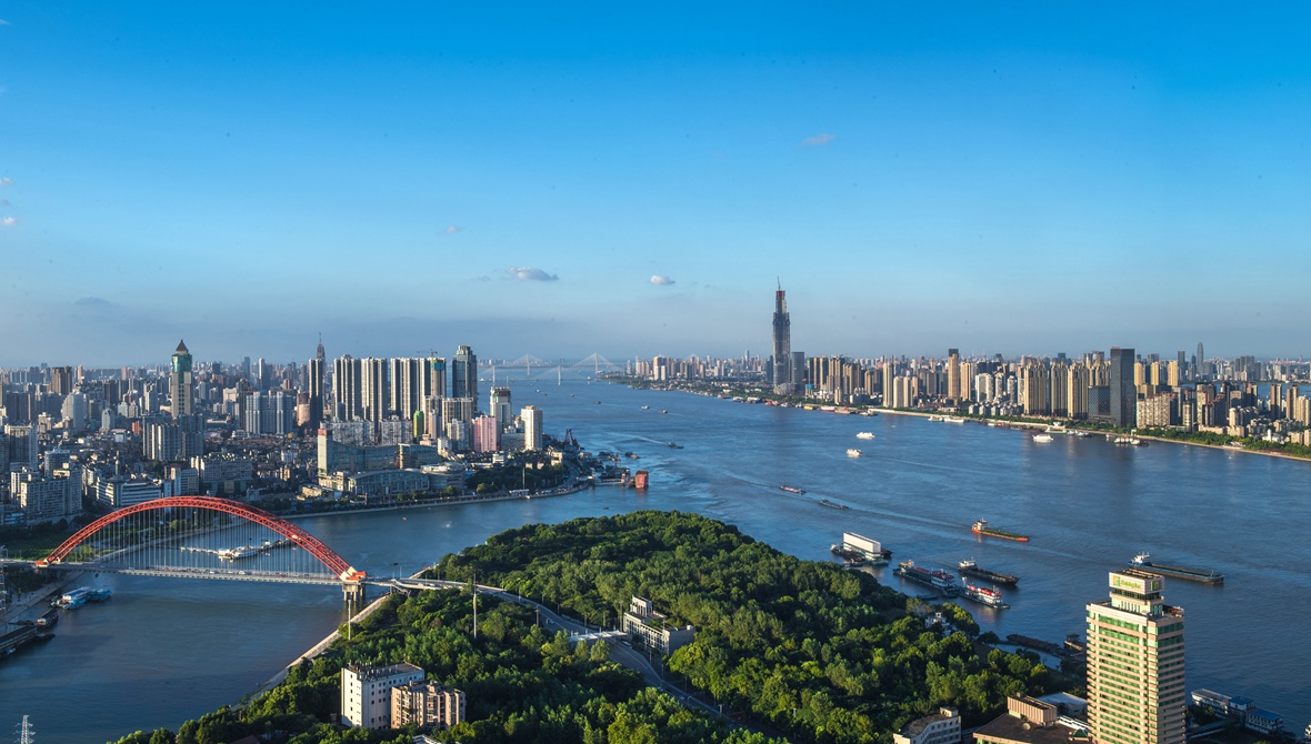 共享友谊 同筑和平——写在第七届世界军人运动会开幕之际