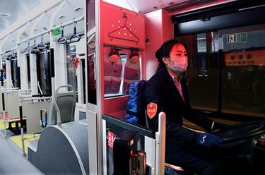 &ldquo;城市摆渡人&rdquo;的坚守