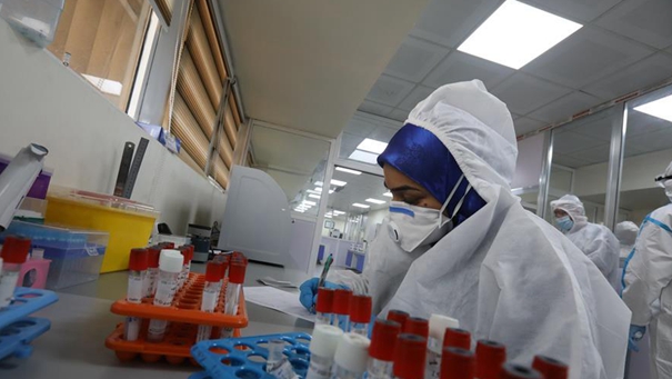 高温与疫情下，中国援建实验室在伊拉克的坚守