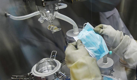 探訪新加坡外科口罩檢測實驗室