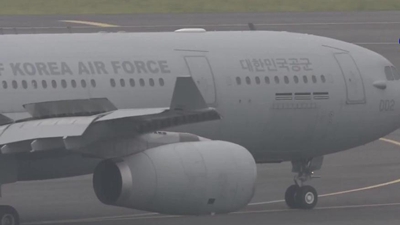 全球连线丨近400名阿富汗人飞抵韩国 将获长期居留权