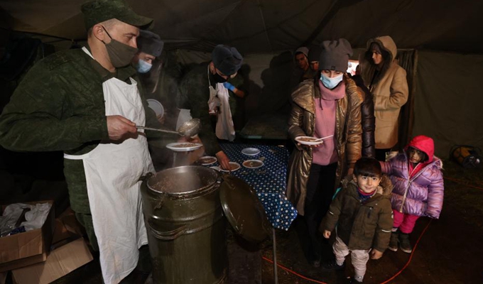 全球连线 | &ldquo;转场&rdquo;不&ldquo;撤场&rdquo; 波白边境难民危机未平