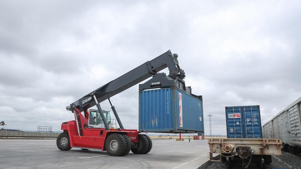 蒙内铁路加快肯尼亚现代化步伐 助力东非互联互通