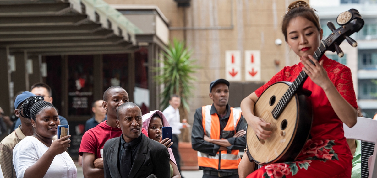 包容互鉴&mdash;&mdash;人文交流书写金砖故事