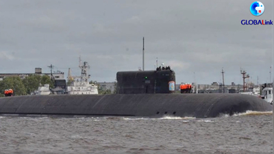 全球连线 | 俄“别尔哥罗德”号核潜艇入列 乌方称东部战局形势严峻