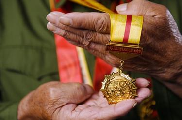 浴血荣光丨致敬抗战老战士&mdash;&mdash;薛惠春