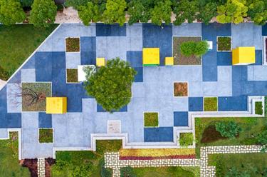 昆明：&ldquo;口袋公园&rdquo;扮靓城市空间